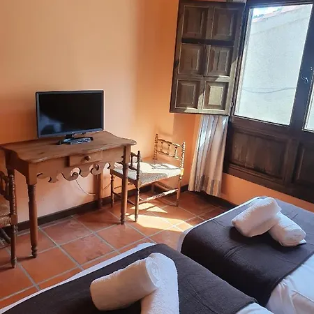 El Castellar Hotel 2*